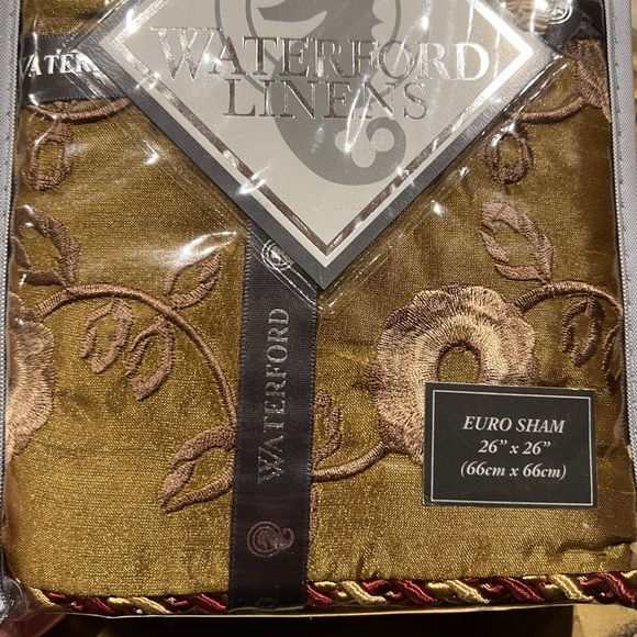 Waterford Linens Alhambra Euro Pillow Sham - Picture 7 of 11